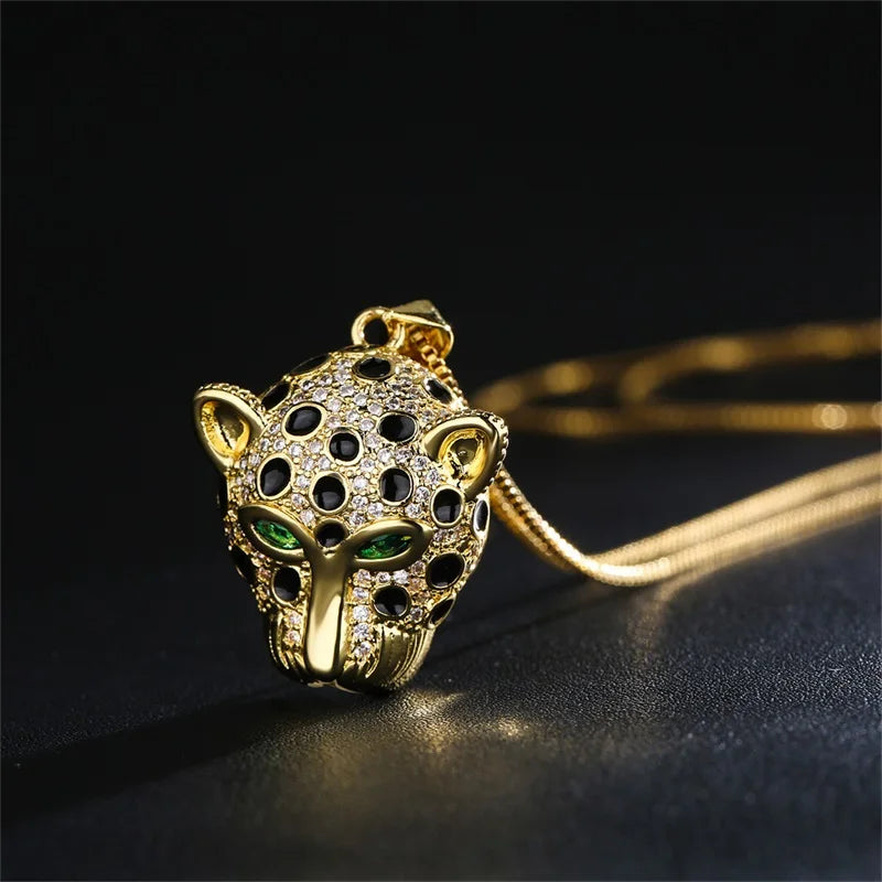 Leopard Pendant & Chain